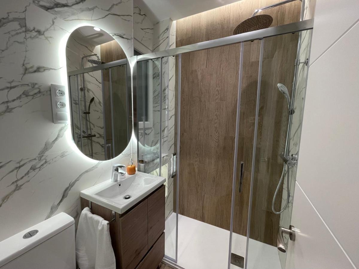 Cozy Apartment In Plaza Espana /Gran Via مدريد المظهر الخارجي الصورة