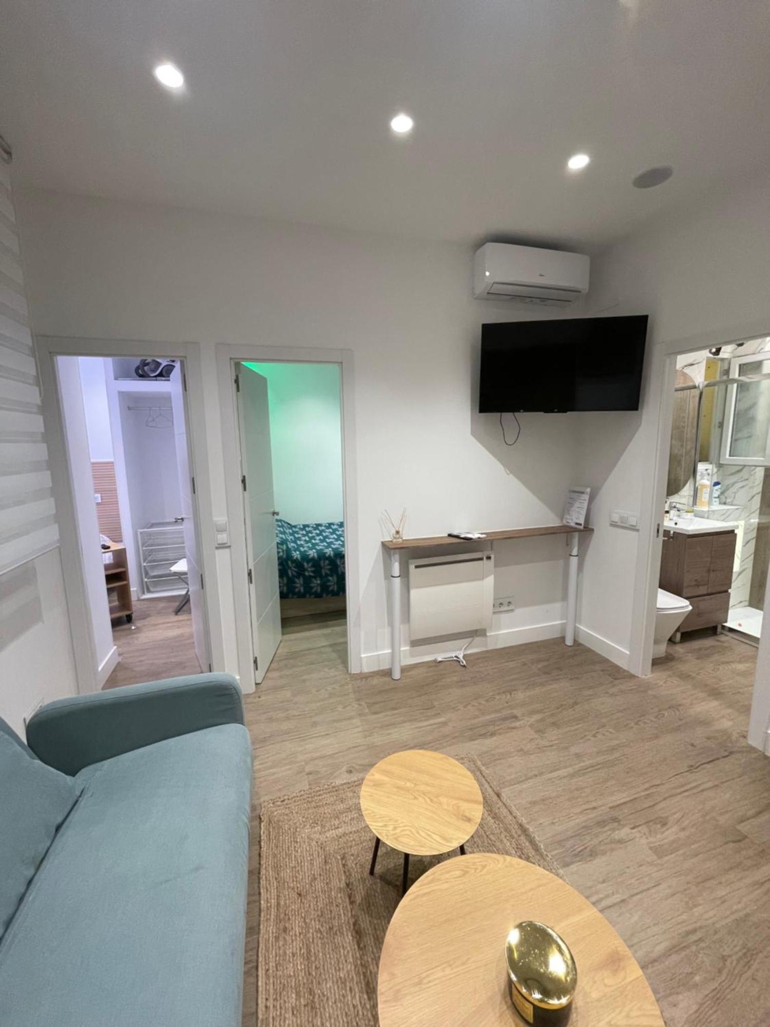 Cozy Apartment In Plaza Espana /Gran Via مدريد المظهر الخارجي الصورة