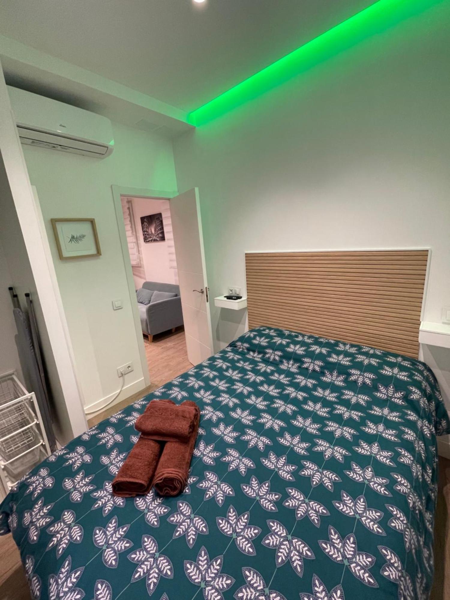 Cozy Apartment In Plaza Espana /Gran Via مدريد المظهر الخارجي الصورة